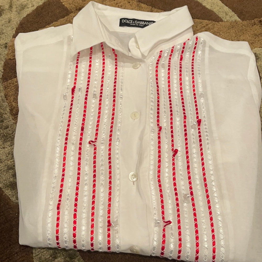 Dolce &Gabbana buttoned down white shirt..